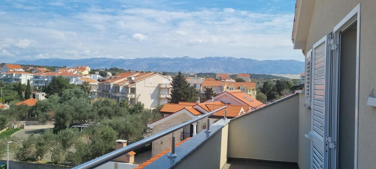 Florena Novalja Exterior photo